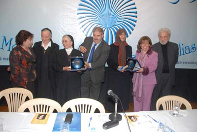 Hommage rendu à Mère Clemence Helou et Mme Rabab Sader